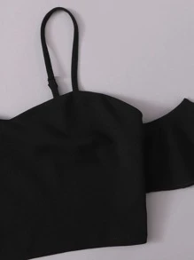 SHEIN VCAY 大碼挖肩上衣和紙袋腰附腰帶短褲套裝 - 黑與白 - 查看 4