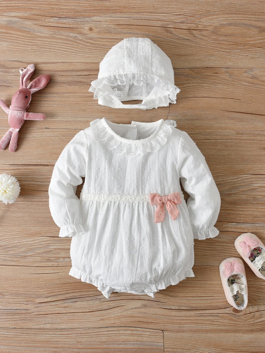 SHEIN 女婴蝴蝶结前褶边连体衣和帽子 - 白色 - 查看 1