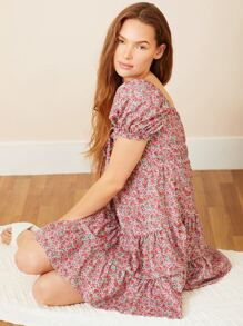 方領碎花前打結荷葉邊連衣裙 - 彩色 - 查看 1