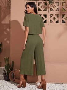 SHEIN LUNE 落肩短版T恤和寬腿褲子套裝 - 軍綠色 - 查看 2