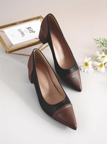 Zapatos de tacón de dos tonos con tacón grueso