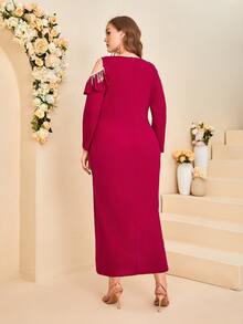 SHEIN 大碼挖肩亮片鏈條細節高衩連衣裙 - 酒紅色 - 查看 2