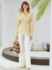 SHEIN Unity Camisa con estampado de rayas con botón delantero con abertura - Multicolor - Ver 1