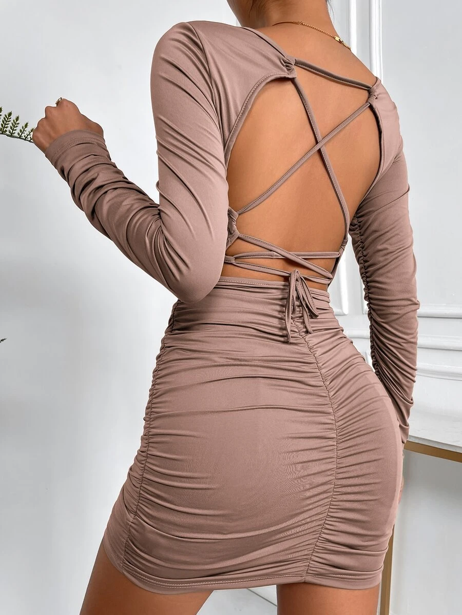 SHEIN SXY Vestido ajustado de espalda abierta con cordón fruncido - Marrón Mocha - Ver 1