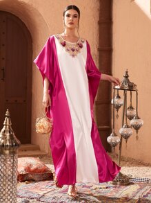 Al Najma 貼花珍珠細節緞面土耳其長袍 - 彩色 - 查看 1