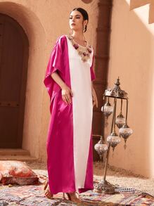 Al Najma 貼花珍珠細節緞面土耳其長袍 - 彩色 - 查看 4