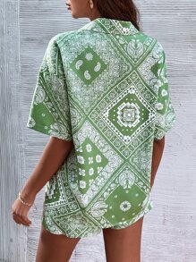 SHEIN VCAY Scarf & Paisley Print Drop Shoulder Blouse & Shorts - Multicolor - View 3