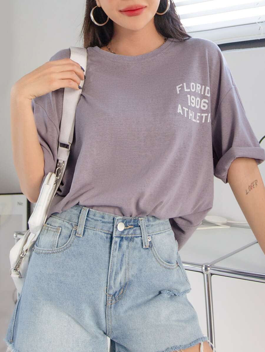 DAZY Camiseta de hombros caídos con estampado de letra - Púrpura polvoriento - Ver 1