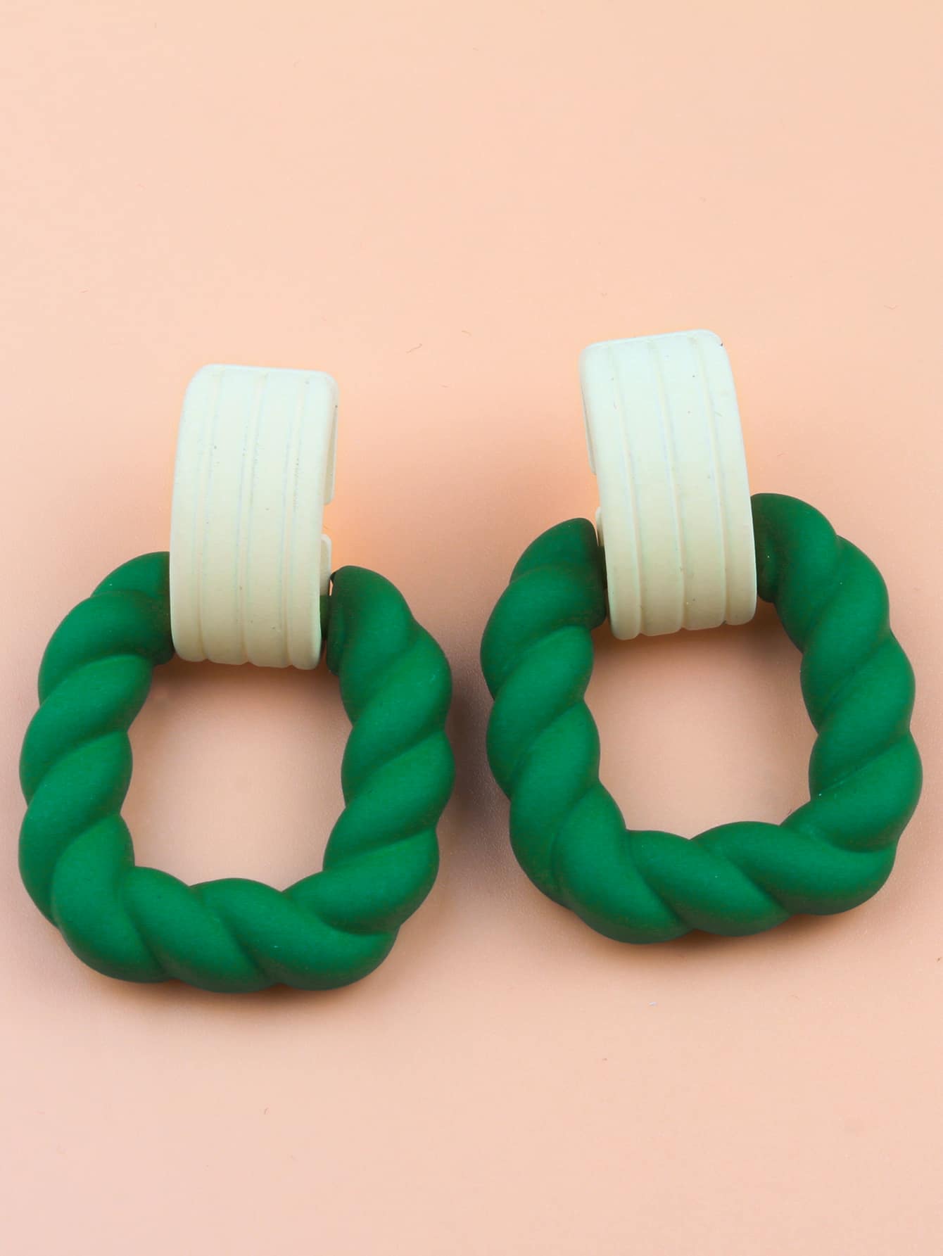 雙色樹脂耳環 - 綠色 - 查看 1