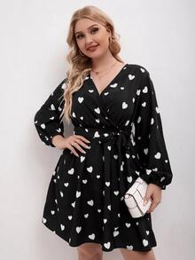 SHEIN LUNE 大碼愛心圖案燈籠袖繫腰帶連衣裙 - 黑色 - 查看 4