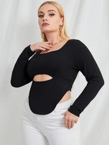 Plus Cut Out Curved Hem Crop Tee - Black - View 3