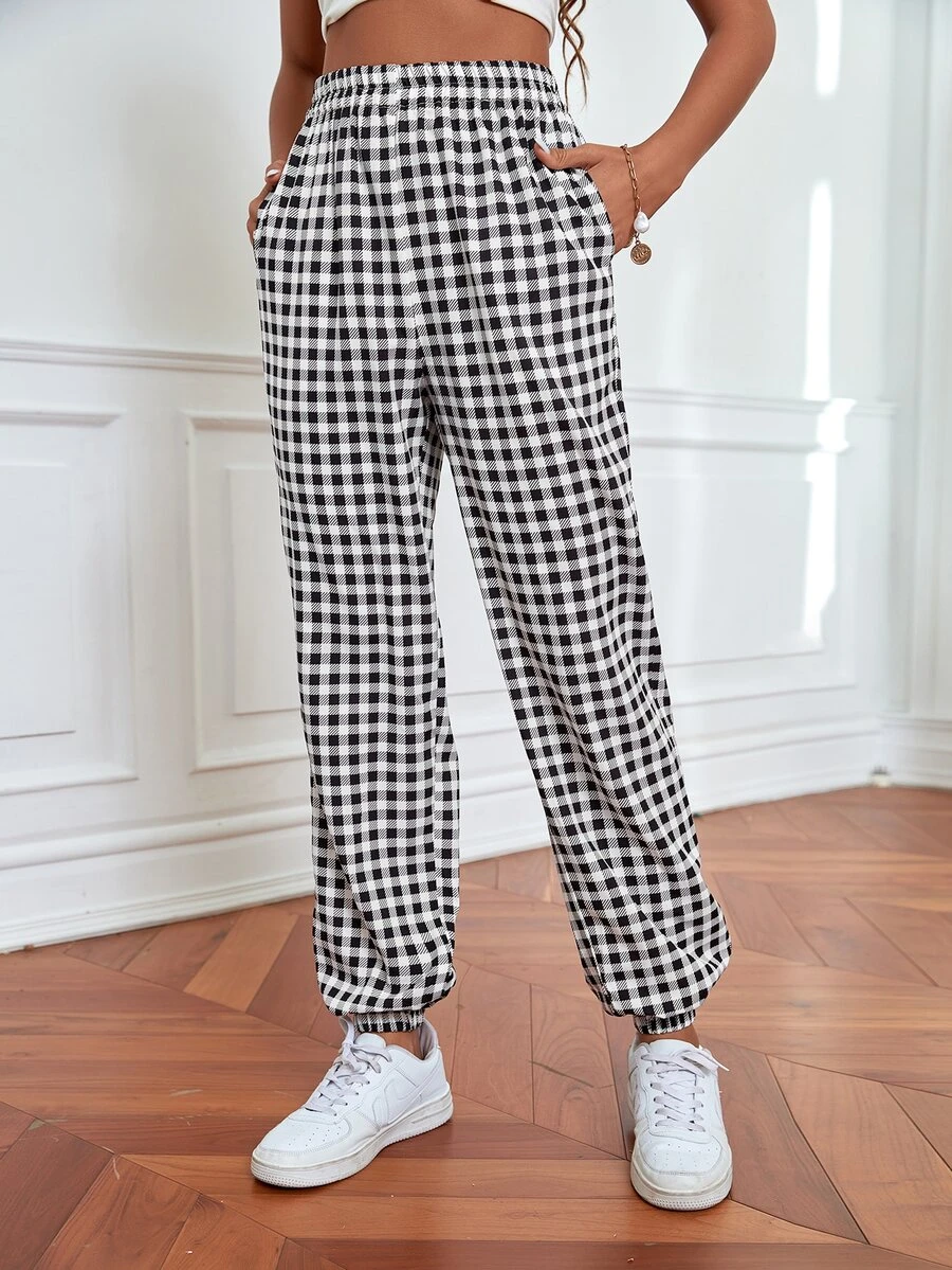 Gingham Pattern Carrot Trousers - Black and White - View 1