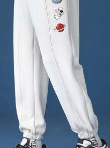 Manfinity Men Spaceman & Planet Print Seam Detail Drawstring Joggers - White - View 3