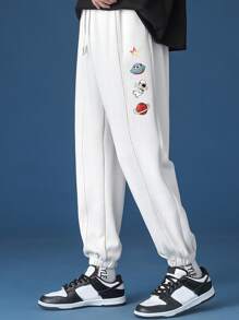 Manfinity Men Spaceman & Planet Print Seam Detail Drawstring Joggers - White - View 4