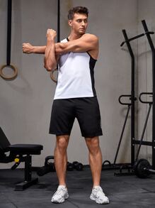 Manfinity Fitness 男友风男士字母图案运动短裤