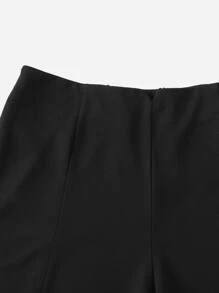 SHEIN Essnce Plus Solid Notched Detail Shorts - Black - View 4