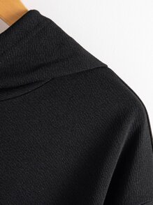 Áo nỉ dáng rộng phối lưới chấm bi Thụy Sĩ tương phản, vai rớt, có dây rút - màu đen - Xem 3