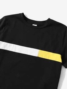 SHEIN 男孩拼色T恤和拼接側縫束腳褲套裝 - 黑色 - 查看 3