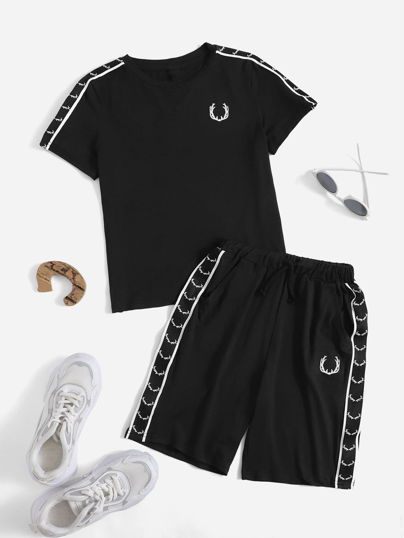 SHEIN Boys Graphic Embroidered Tape Side Tee & Track Shorts Set - Black - View 1