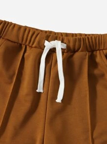 SHEIN Niños Camiseta con estampado de letra & shorts de cintura con cordón - Marrón - Ver 4