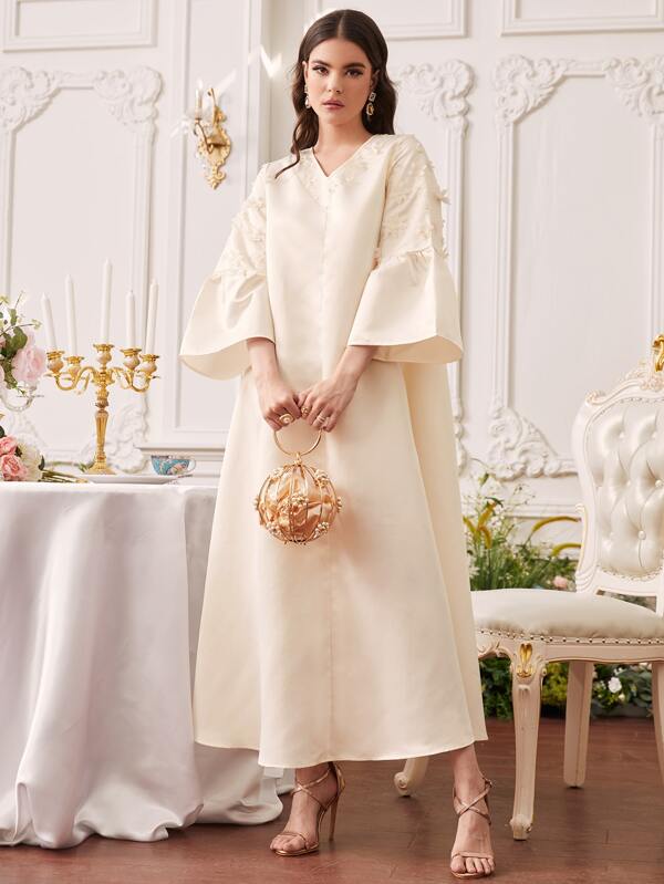 Al Najma Appliques Detail Flounce Sleeve Modest Long Sleeve Arabian Dress, Kaftan