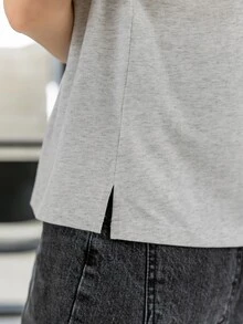 DAZY Camiseta de cuello polo bajo con abertura - Gris Claro - Ver 6