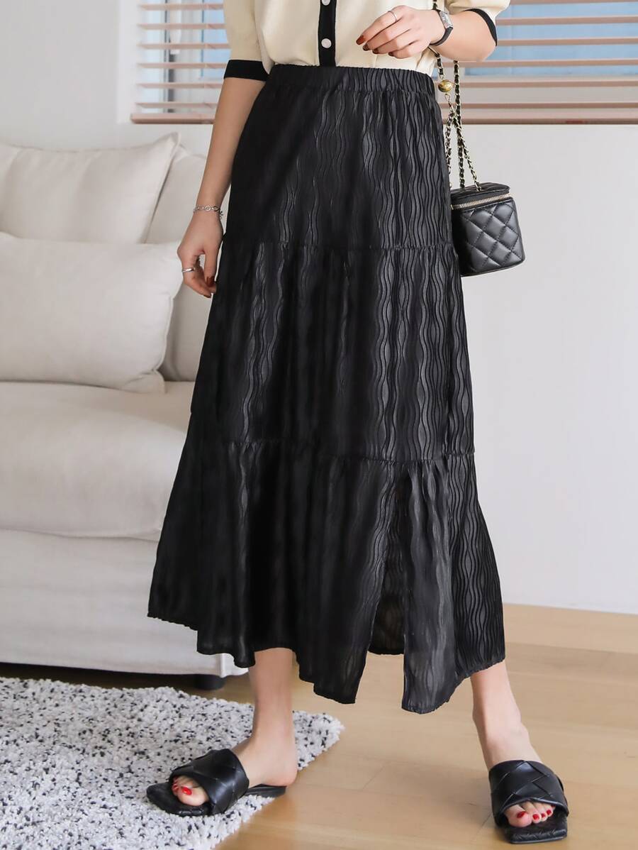 DAZY Seam Detail Ruffle Hem Skirt - Black - View 1