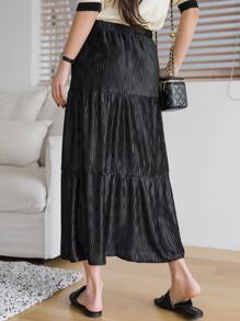 DAZY Seam Detail Ruffle Hem Skirt - Black - View 2