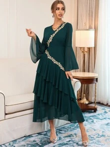 Modelyn 提花蕾絲貼花喇叭袖多層下擺洋裝 - 墨綠色 - 查看 3