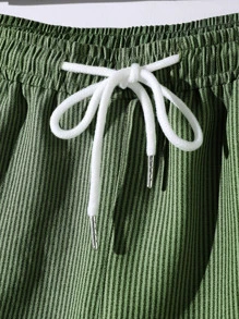 Manfinity 男士條紋圖案襯衫和腰部抽繩短褲不帶T恤 - 軍綠色 - 查看 3