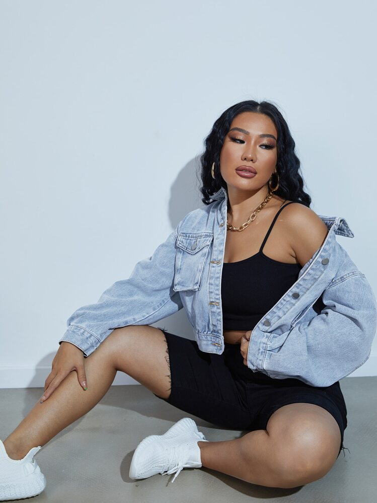 SHEIN EZwear 落肩袖翻蓋口袋牛仔夾克 - 淺色水洗藍 - 查看 4