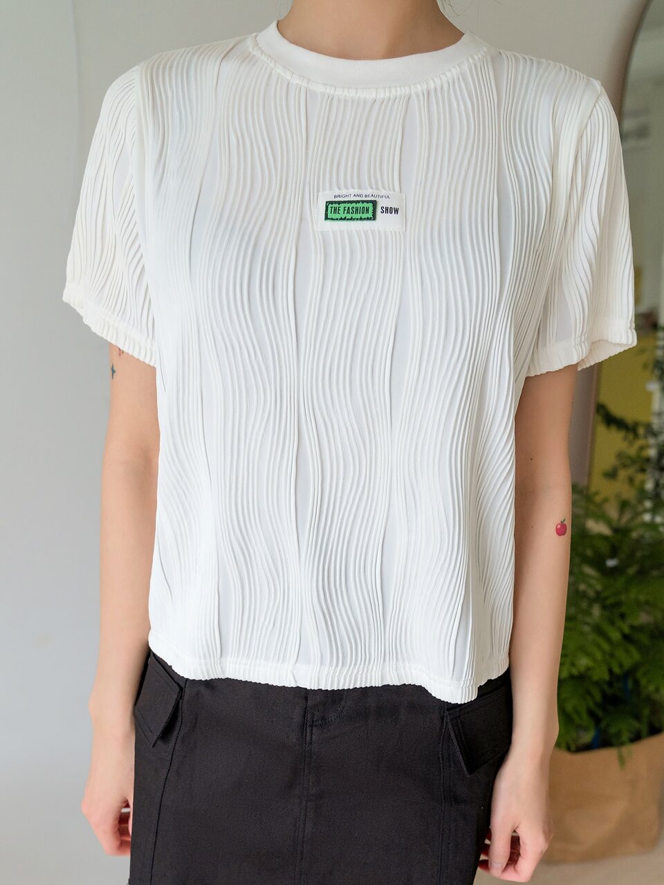 Letter Patched Textured Tee