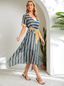 SHEIN 鋸齒形印花圍裹細節繫腰帶連衣裙 - 彩色 - 查看 4