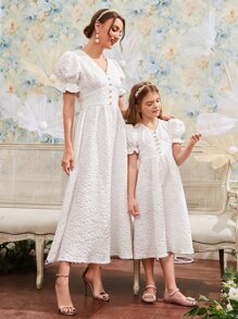 Modelyn 1 pieza Vestido de manga con volante con botón delantero bajo amplio - Blanco - Ver 5