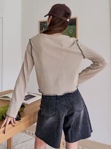 DAZY 頂針木耳邊T恤 - 卡其色 - 查看 2