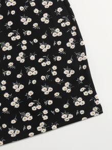 Soleia 大碼雛菊印花吊帶緊身連衣裙 - 黑色 - 查看 5