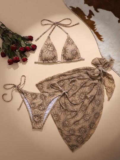 Goth Bikini Set mit Cartoon Sonnen Muster, Neckholder Dreiecks BH & Unterteil mit seitlichem Band & Knoten Strandrock, 3 teilige Badebekleidung
