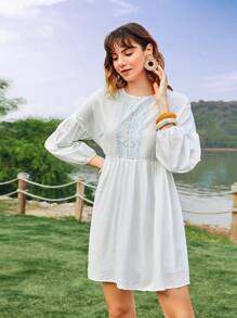 SHEIN Unity 1入組幾何刺繡燈籠袖娃娃裙 - 白色 - 查看 4