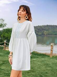 SHEIN Unity 1入組幾何刺繡燈籠袖娃娃裙 - 白色 - 查看 6