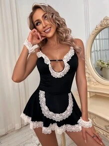 4件蕾絲拼接丁字褲女僕裝帶頭飾和1雙腕帶