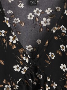 SHEIN Frenchy 滿版印花荷葉邊袖口荷葉邊下擺上衣 - 彩色 - 查看 3
