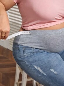 SHEIN Maternity Plus Wide Waistband Ripped Denim Shorts - Light Wash - View 5