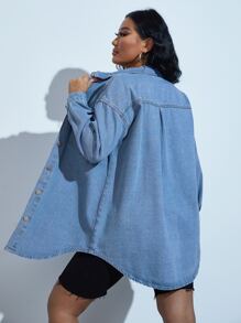 SHEIN SXY 落肩袖翻蓋口袋弧形下擺牛仔外套 - 中等水洗藍 - 查看 2