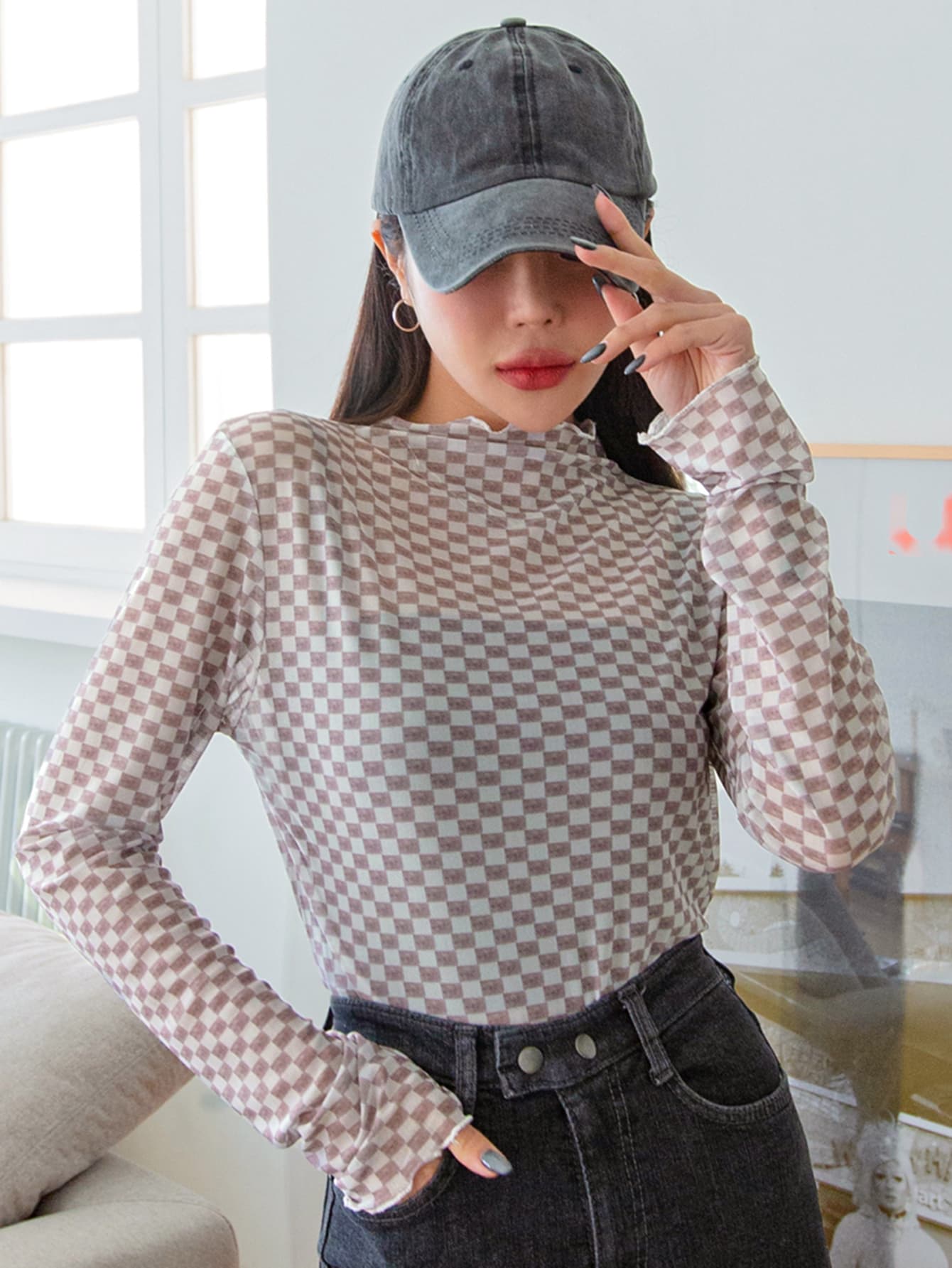 DAZY 棋盤格木耳邊小高領上衣不附帶吊帶內搭 - 彩色 - 查看 1