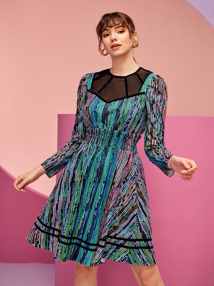 Claire-Lys Knapp Kontrastmaska Ren Rynkad Randig Glamourös Klänning - Multifärgad - Visa 1