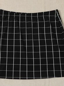 SHEIN Essnce Plus Crop Cami Top & Plaid Skirt Set - Black and White - View 4