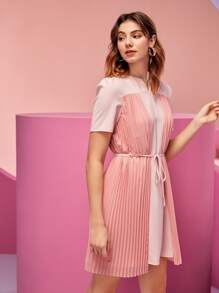 TSUN SHUIN 缺口領泡泡袖百褶邊繫腰帶洋裝 - 淺粉色 - 查看 5