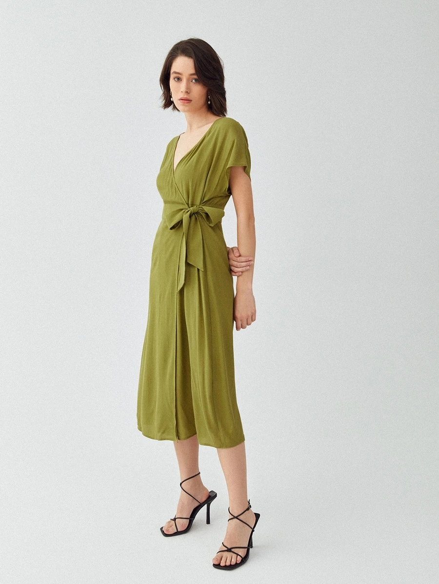 LENZING™ ECOVERO™品牌粘膠纖維製成腰帶連衣裙 - 橄欖綠 - 查看 1