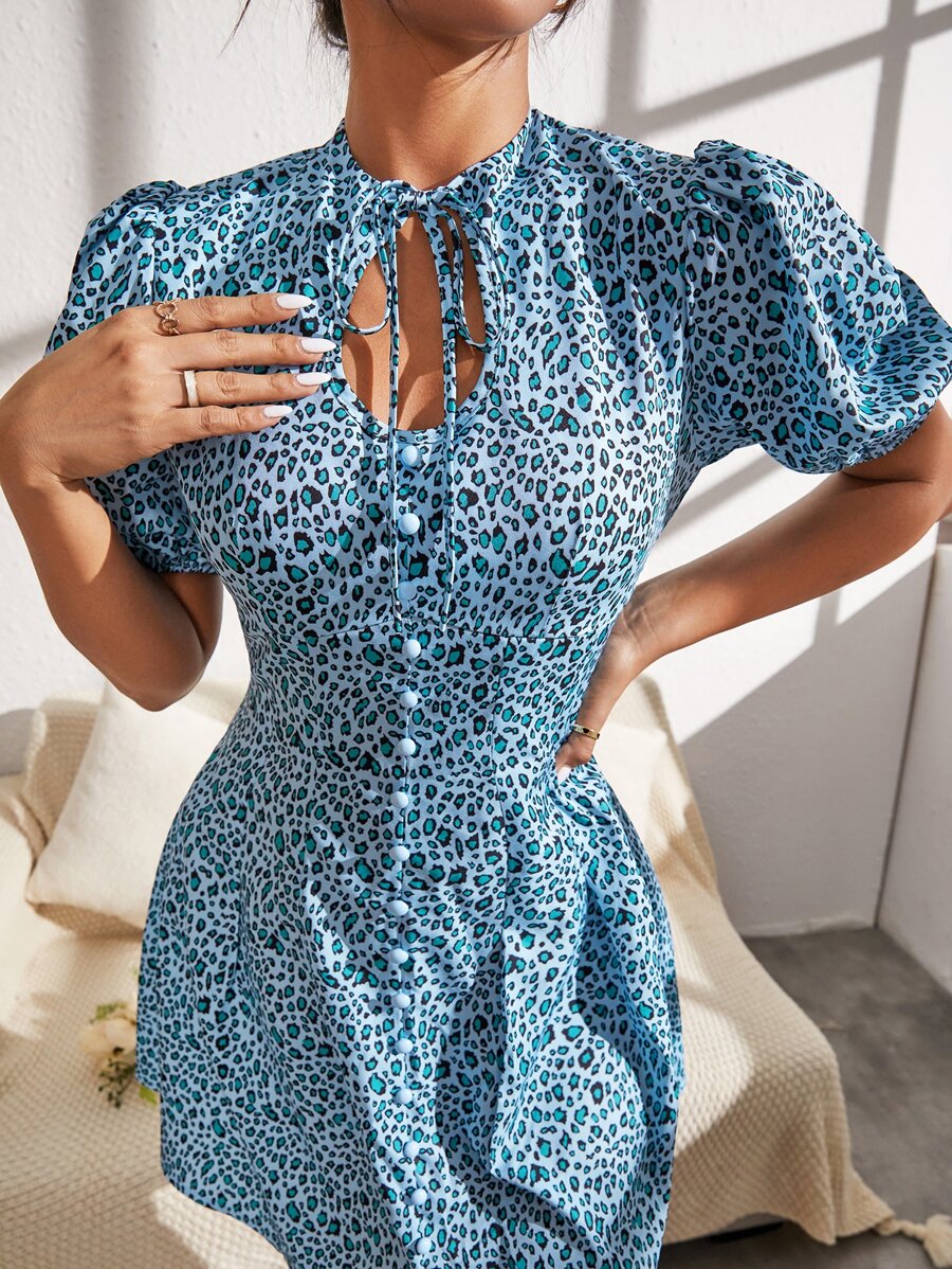 SHEIN Unity Đầm Thắt nơ trước Nút phía trước Tất cả trên in Boho - Nhiều màu - Xem 1