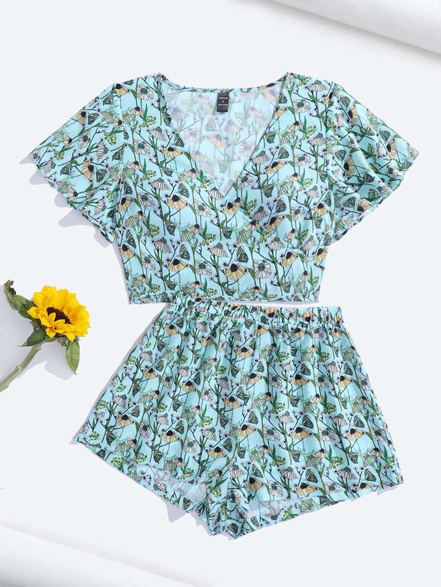 Kathleen Illustrates 滿版印花圍裹荷葉邊上衣和短褲套裝 - 彩色 - 查看 1